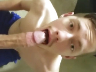 DEEPTHROAT TWINK - BWC 1 - BIG WHITE COCK - ROT H